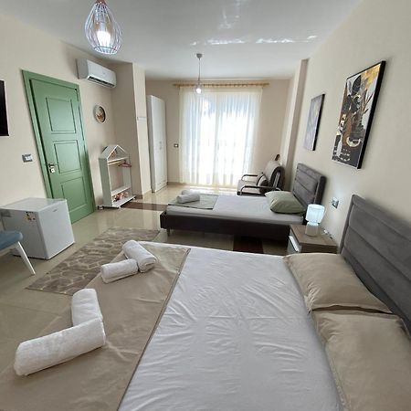Tinas Rooms Durrës Exterior foto